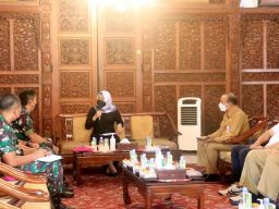 Hari Jadi ke-21, Pasmar 2 Gelar Perlombaan Dayung di Mojokerto