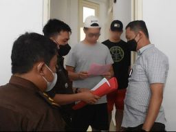 Kejari Tanjung Perak Eksekusi Terpidana Penipuan Jual-Beli Kayu Rp3,6 M