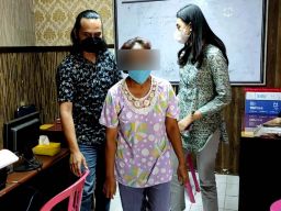 Emak-emak di Pacitan Aniaya Seorang Nenek, Pelaku: Saya Sakit Hati