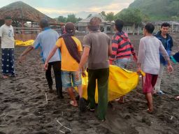 Polisi Selidiki Kasus Ritual di Pantai Payangan Jember yang Tewaskan 11 Orang