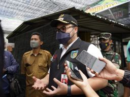 Dorong Peran Pemdes Tangani Covid-19, Mas Dhito Gelar Satset Award 2022