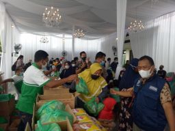 Pasar Murah di Pasuruan, 2.000 Liter Minyak Goreng Ludes Diserbu Warga
