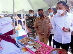 Dongkrak Ekonomi Warga, Pemkot Surabaya Kembangkan Potensi Kampung Wisata Kue