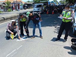 Seorang Remaja di Pasuruan Tewas Tertabrak Bus