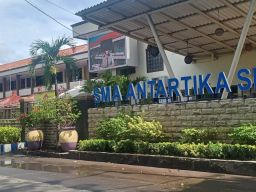 Maling Bobol SMA Antartika Sidoarjo, Rp295 Juta dan Laptop Raib