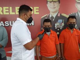 Dua Warga Pasuruan Pengoplos Elpiji Bersubsidi Dibekuk Polisi