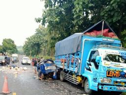 Pikap Tabrak Truk di Jalur Pantura Banyuwangi, 1 Tewas