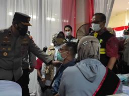 Kesan Wakapolda Jatim saat Tinjau Vaksinasi Tahap 2 di Jombang
