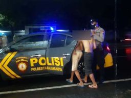 Diduga Hendak Curi Motor, Dua ABG di Kota Malang Dilucuti Warga