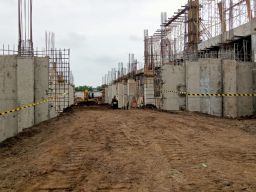 Duh... Tiang Listrik PLN Hambat Pembangunan Pasar Induk Among Tani Kota Batu