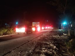 Imbas Jembatan Lamongan Ambles, Jalur Menuju Gresik Via Glagah Sempat Macet