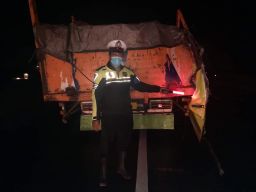 Bus Seruduk Truk di Tol Mojokerto-Jombang, 1 Orang Tewas