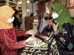 Perkuat Ekonomi Pedesaan, Pemprov Jatim Gelar Kampoeng Kreasi