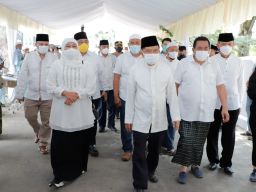 Khofifah Minta Imam dan Marbot Masjid Segera Vaksin Booster Jelang Ramadan