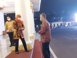 Ramadan Boleh Semarak, Khofifah Ingin Vaksinasi Booster Dipercepat