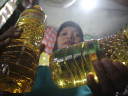 Stok Minyak Goreng di Jombang Minim, Pedagang Jual di Atas HET karena Alasan Ini