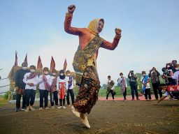 KemenPAN RB Apresiasi Mojotirto Festival yang Tonjolkan Permainan Tradisional