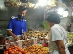 Jelang Puasa, Harga Bahan Pangan di Pasar Tradisional Jombang Naik