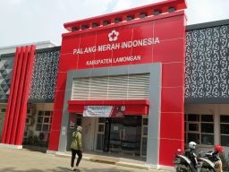 PMI Lamongan Gelar Donor Darah Berhadiah Souvenir Cantik Saat Ramadan