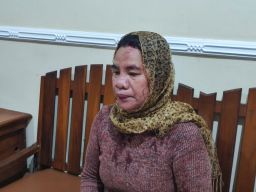 Kepala Dilempar Kandang Burung Hingga Berdarah, Pujiati Lapor ke Polsek Ponorogo