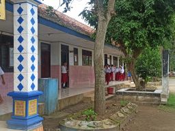 Guru Sering Terlambat, Ini Hasil Sidak Dindik Ponorogo di SDN Bringinan Ponorogo