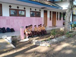 Guru-guru SD di Ponorogo Ini Sering Terlambat Masuk, Gimana Mas Menteri?