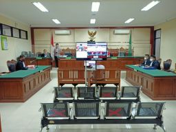 Bos Tambang Bulusari Pasuruan Jalani Sidang Dakwaan di Pengadilan Tipikor