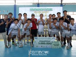 Smasala Juara I Futsal PAC IPNU IPPNU Duduksampeyan Gresik