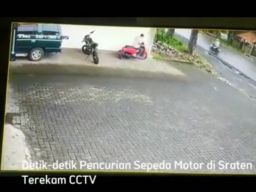 Viral, Aksi Maling Motor di Banyuwangi Terekam CCTV