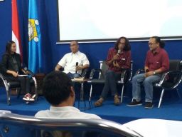 IKA Stikosa-AWS Gelar Bedah Buku 'Ryan, Transformasi Sang Jagal Jombang'