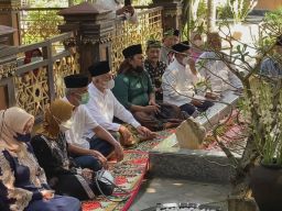 Ziarah ke Makam Gus Dur, Ganjar Pranowo: Beliau Pemberi Ruang Demokrasi