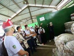 Wow! Banyuwangi Ekspor Sampah 6 Ton ke Austria