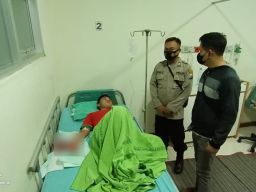 Pegang Mercon Seukuran Baterai, Jari Pemuda di Ponorogo Hancur