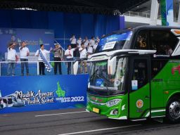 Mudik Gratis Bersama BUMN, SIG Berangkatkan 990 Pemudik