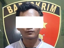 Sakit Hati karena Difitnah, Pemuda Tusuk Perut Tetangga di Mojokerto