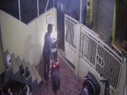 Lagi, Aksi Pencurian Motor di Sidoarjo Terekam CCTV