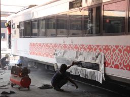 Dukungan Sarana KAI Balai Yasa Surabaya Gubeng Jelang Angkutan Lebaran 2022