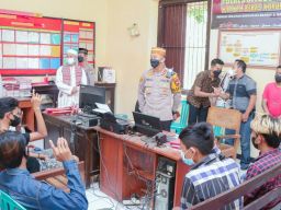 Pilihan Pembaca: Lempar Mercon, Sekeluarga Tercebur Sungai dan Penanganannya