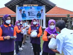 Berbagi di Bulan Ramadan, Pemkot Pasuruan Jalankan Program 1 ASN 1 Sembako