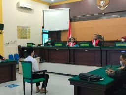 Berbelit-belit di Persidangan, Randy Pecatan Polisi Dituntut Penjara 3,5 Tahun