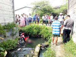 Pria Paruh Baya Ditemukan Tewas di Sungai Irigasi Pasuruan