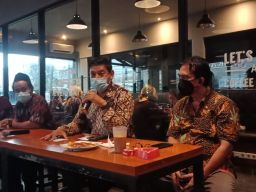 Kembali Dibuka, Wali Kota Kediri Izinkan Warga Ngabuburit di Taman