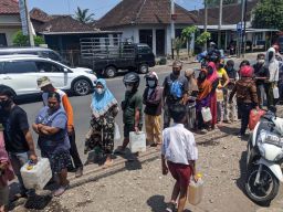 Diserbu Warga, Minyak Goreng Curah 30 Ton di Malang Ludes Setengah Hari