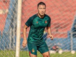 Mengawali Karier di Eropa, Arthur Irawan Ingin Gantung Sepatu di Persik Kediri