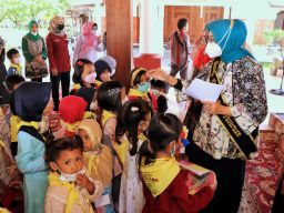 Terima Kunjungan Komunitas Playdate GMA, Bunda Fatma Sampaikan Pentingnya PAUD