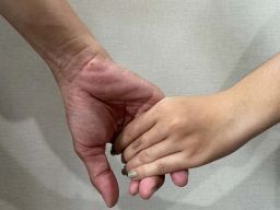 Oknum Pilot Digerebek Istrinya saat Bersama Wanita Lain dalam Hotel di Surabaya