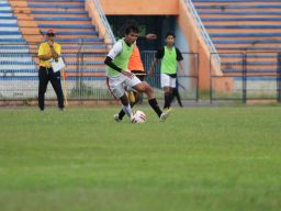Fakhri Husaini Sebut 6 Pemain Asli Lamongan Berpeluang Perkuat Persela