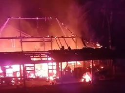 Tak Dibelikan Handphone, Remaja di Pacitan Bakar Rumah Orang Tuanya