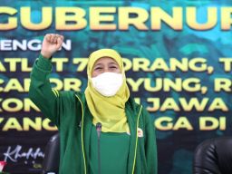 Dukung Kejuaraan Bulutangkis, Khofifah: Piala Gubernur Bukan Sekadar Kompetisi