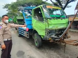 5 Kendaraan Tabrakan Beruntun di Kepulungan Pasuruan, Satu Pemotor Tewas